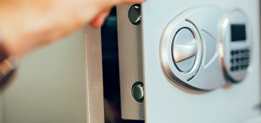 Fingerprint Safe Openers in Montebello, CA